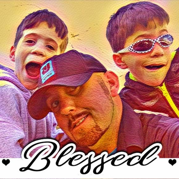 Meet your Posher, Jonathan - Picture 1 of 1